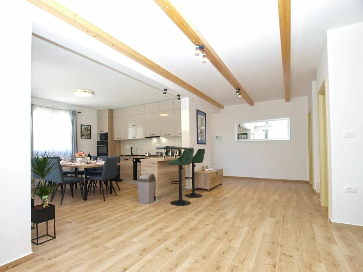 בית נופש Juršići Villa Stella 2086